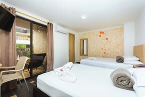 HOTEL COLORES BOUTIQUE