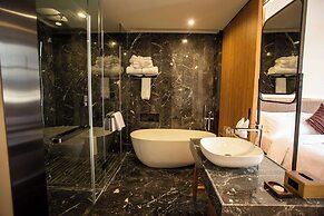 Ramada by Wyndham Diqing
