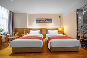 Ramada by Wyndham Diqing