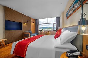 Ramada by Wyndham Diqing