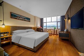 Ramada by Wyndham Diqing