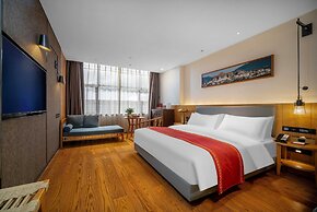 Ramada by Wyndham Diqing