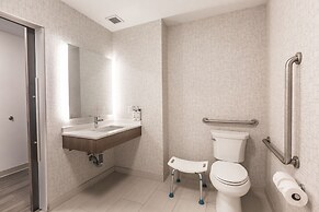 Holiday Inn Express & Suites Welland by IHG