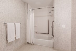 Holiday Inn Express & Suites Welland by IHG