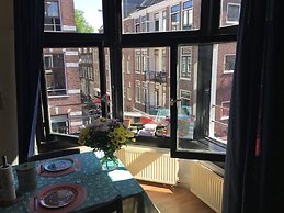 Room in Amsterdam Center No Parties Allowed