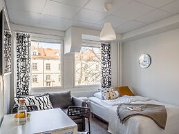 Modern Downtown Studio - 