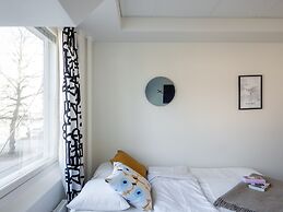 Modern Downtown Studio - 