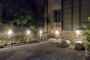 Aigli Seafront Loft-Bespoke Design Gem