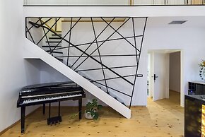 Aigli Seafront Loft-Bespoke Design Gem