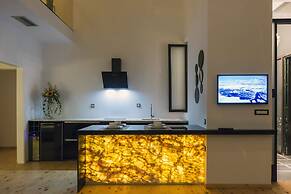 Aigli Seafront Loft-Bespoke Design Gem