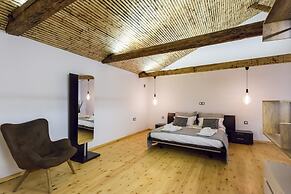 Aigli Seafront Loft-Bespoke Design Gem