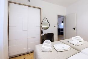 Aigli Seafront Loft-Bespoke Design Gem