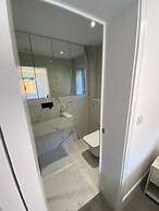 Modern 2 Bedroom 2 Bathroom flat