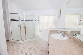 Peaceful Sanctuary At West Haven 4 Bedroom Home by Redawning