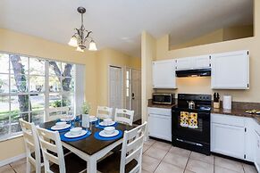 3 Bedroom Disney Vacation Villa by RedAwning