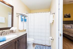 3 Bedroom Disney Vacation Villa by RedAwning