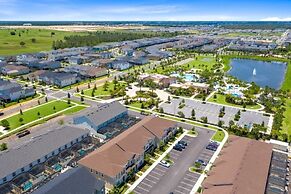 Luxury Town With Splash Pool In Solara Resort 4 Bedroom Townhouse by R