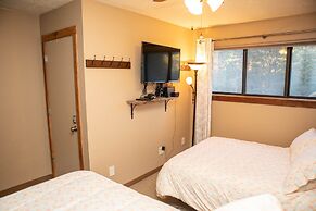 1221 Keystone Gulch 3 Bedroom Condo by RedAwning