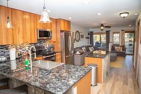 1221 Keystone Gulch 3 Bedroom Condo by RedAwning