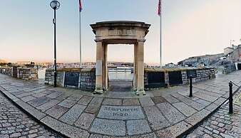 Southside Street Apartments