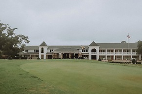 Gulf Hills Hotel & Resort