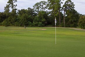 Gulf Hills Hotel & Resort