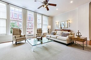 Luxury 4BR With Private Rooftop Deck