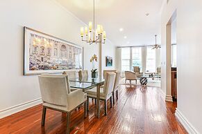 Luxury 4BR With Private Rooftop Deck