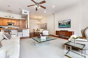 Luxury 4BR With Private Rooftop Deck