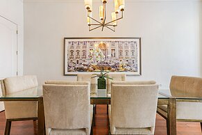 Luxury 4BR With Private Rooftop Deck