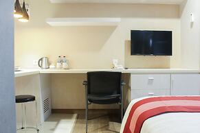 Student Park Apartment by NGINAP