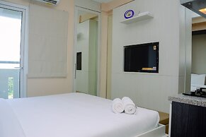 Comfy Studio Green Pramuka Apartment with City View