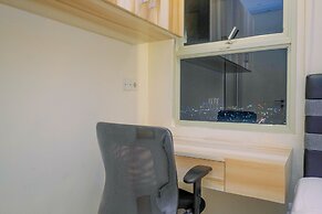 Strategic 2BR Apartment with Workspace @ Season City