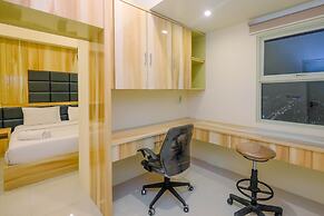 Strategic 2BR Apartment with Workspace @ Season City