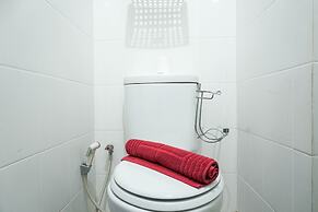 Cozy and Modern Studio Apartment at Belmont Residence Puri