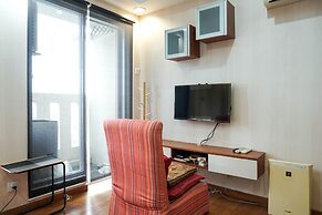 Cozy and Modern Studio Apartment at Belmont Residence Puri