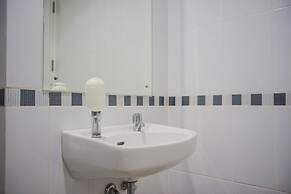 Minimalist Studio at Beverly 90210 Apartment