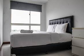 Minimalist and Comfy 1BR Apartment Scientia Residence