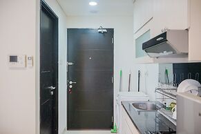 Minimalist Pool View Low Rise Studio @ Paramount Skyline Apartment