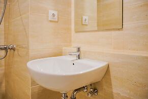 Cozy and Functional Studio Apartment at Springwood Residence