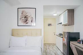 Strategic Studio Apartment with Extra Bed at M-Town Residence