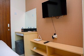 Minimalist and Homey 1BR Grand Kamala Lagoon Apartment