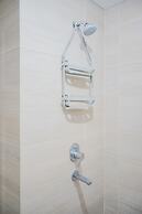 Comfortable 1BR Apartment at Silktown Alexandria