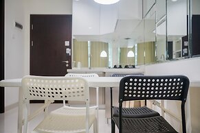 Cozy Living 1BR at Brooklyn Alam Sutera Apartment