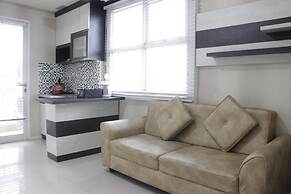 Simply Homey 2BR Apartment Parahyangan Residence