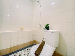 Relaxing 2BR Bassura City Apartment