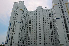 Fully Furnished and Cozy 2BR at Bassura City Apartment