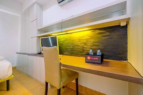 Modern Style Studio Apartment at Azalea Suites with City View