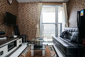 Amazing 1BR Apartment at The Wave @ Rasuna Epicentrum