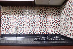 Parquette 2BR Gateway Ahmad Yani Cicadas Apartment